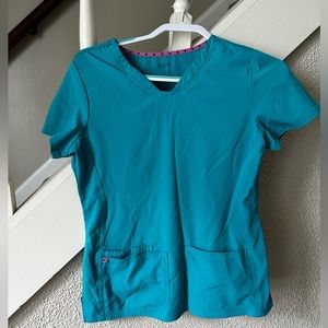 Scrub top - size small